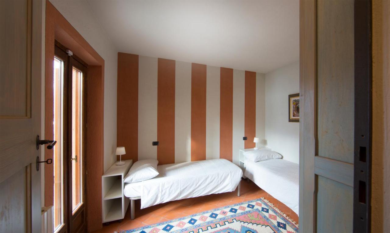 Violina Casa Vacanze Pettenasco Exterior foto